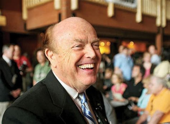 Jim Pattison (Entrepreneur) - Age, Birthday, Bio, Facts, Family, Net Worth, Height & More