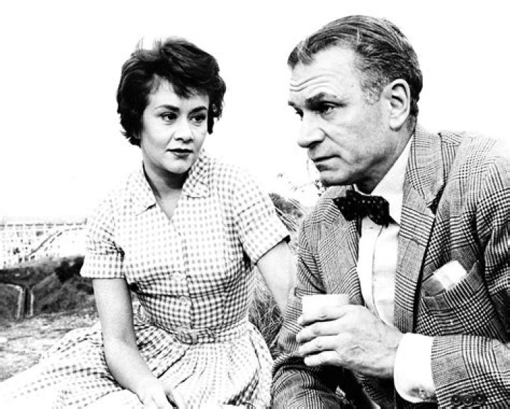 Joan Plowright Biography, Age, Height, Husband, Net Worth, Family