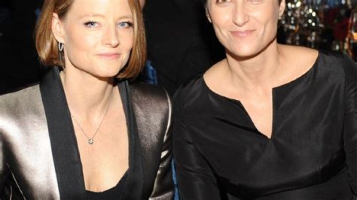 Jodie Foster Says “I Do” to Girlfriend Alexandra Hedison in Secret Wedding