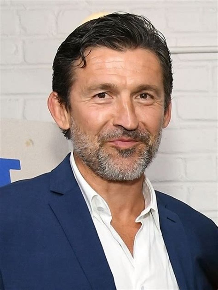 Jonathan Cake (Movie Actor) - Age, Birthday, Bio, Facts, Family, Net Worth, Height & More