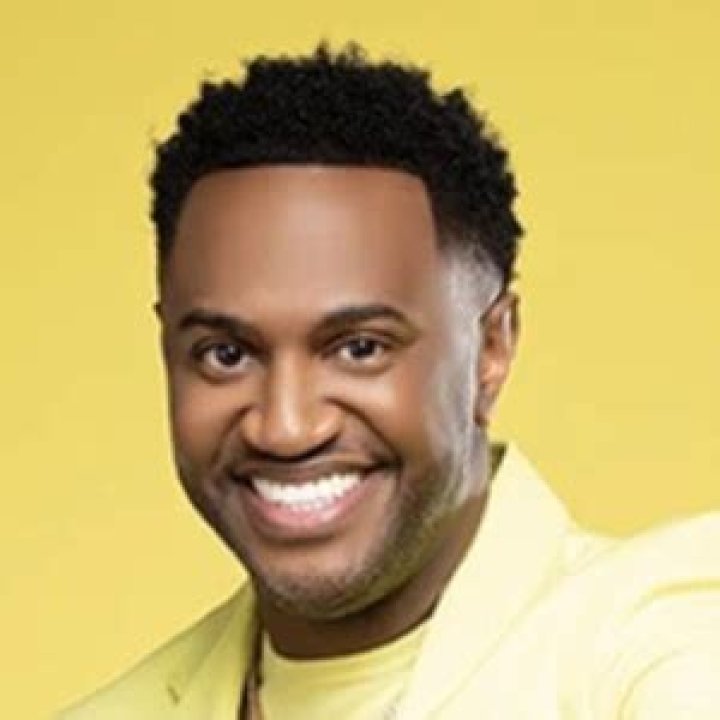 Jonathan Nelson (Gospel Singer) - Age, Birthday, Bio, Facts, Family, Net Worth, Height & More