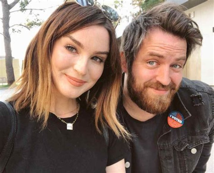 Jonna Walsh (Movie Actress) - Age, Birthday, Bio, Facts, Family, Net Worth, Height & More