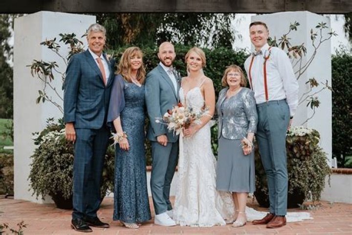 Josh Hawkinson Biography, Age, Height, Wife, Net Worth, Family