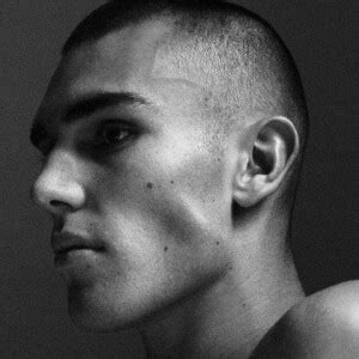 Josh McGregor (Model) - Age, Birthday, Bio, Facts, Family, Net Worth, Height & More