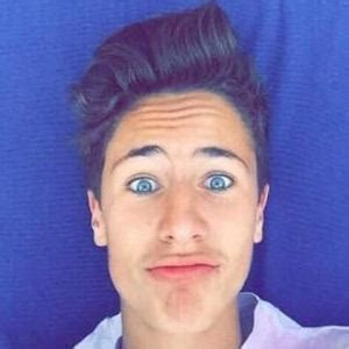 Juanpa Zurita (YouTube Star) - Age, Birthday, Bio, Facts, Family, Net Worth, Height & More