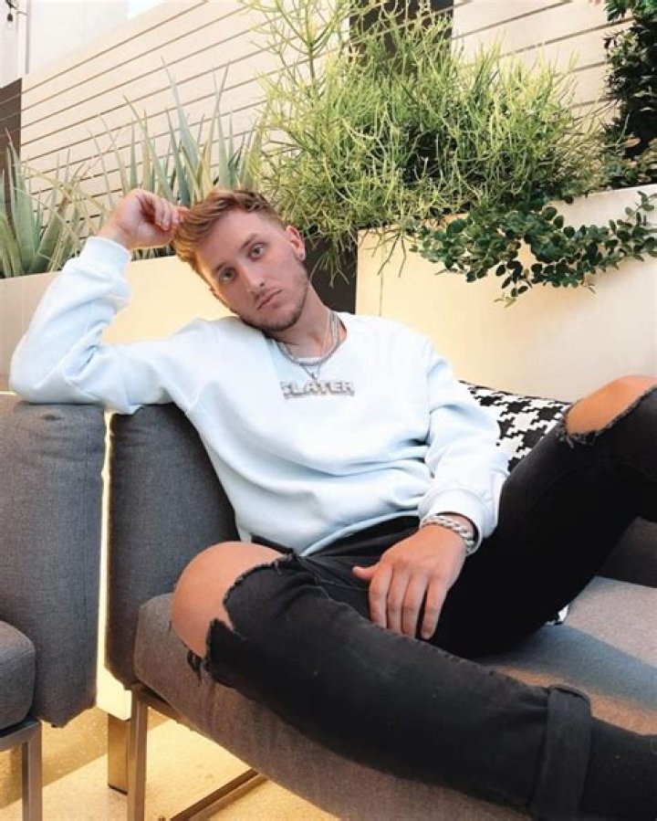 Justin Slater Age | Wiki, Net worth, Bio, Height, Girlfriend?