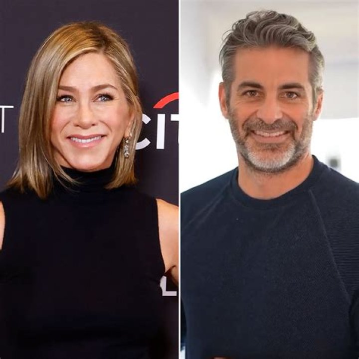 Justin Theroux Shades Jennifer Aniston’s Ex on Instagram — “F–k Brad Pitt!”