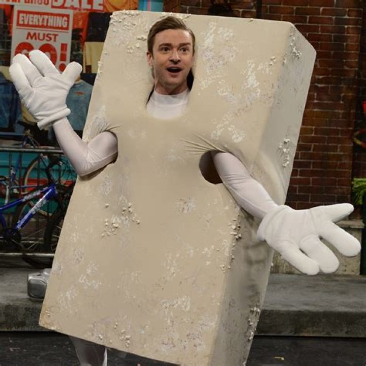 Justin Timberlake Says FCC Tried To Stop "Dick In A Box" Sketch From Airing On "SNL"