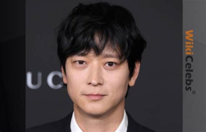 Kang Ho-dong Biography, Age, Height, Wife, Net Worth, Family