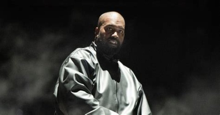 Kanye West's First Intro For "LIKE THAT" REMIX Surfaces & It Was Originally A Callback To This "Late Registration" Record