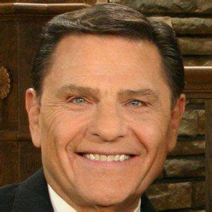 Kenneth Copeland (Religious Leader) - Age, Birthday, Bio, Facts, Family, Net Worth, Height & More