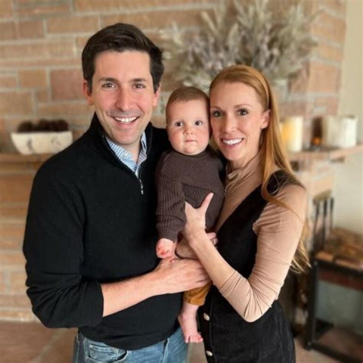 Kohl Stewart Biography, Age, Height, Wife, Net Worth, Family