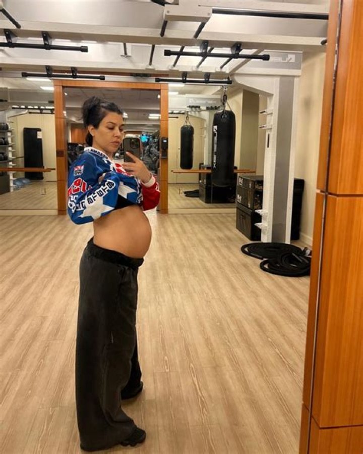 Kourtney Kardashian Says ‘Pregnancy Is So Empowering’ In New Post After Fetal Surgery