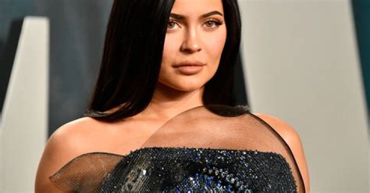 Kylie Jenner Looks Unrecognizable Without Makeup