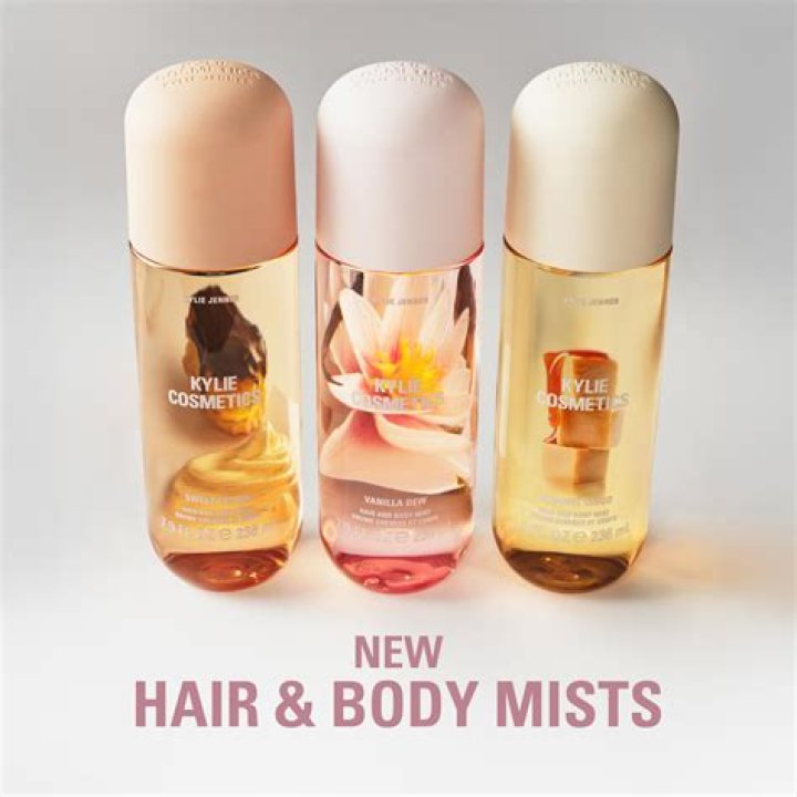 Kylie Jenner Shuts Down Kylie Cosmetics Factory as Wildfires Persist