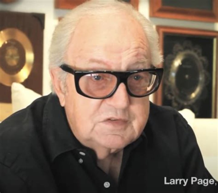 Larry Page (singer) Biography, Age, Height, Wife, Net Worth and Family