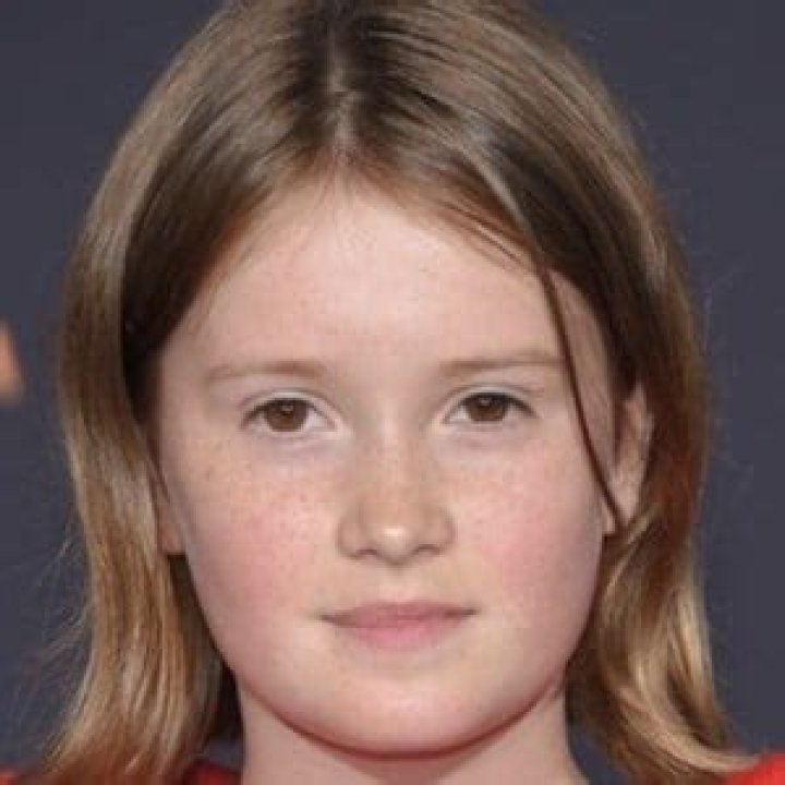 Laura Carmichael (TV Actress) - Age, Birthday, Bio, Facts, Family, Net Worth, Height & More