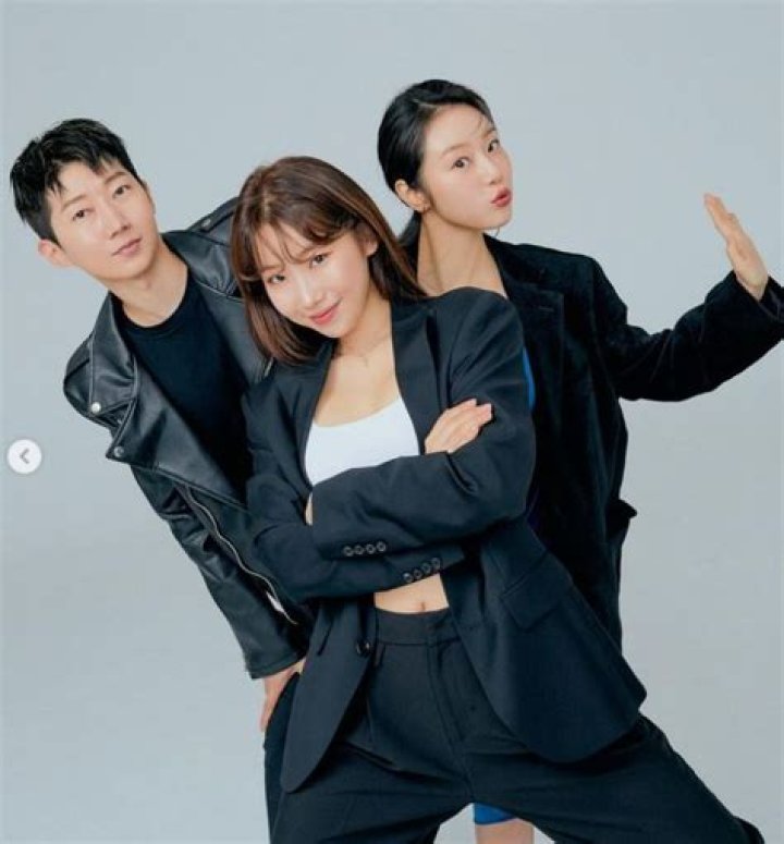 Lee See Won Height, Weight, Age, Husband, Family, Boyfriend, Biography & Patents