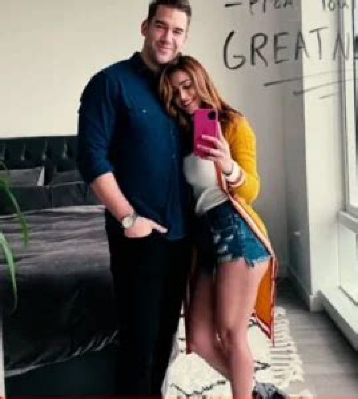 Lewis Howes (Entrepreneur) Wiki, Biography, Age, Height, Weight, Net Worth, Girlfriend, Family