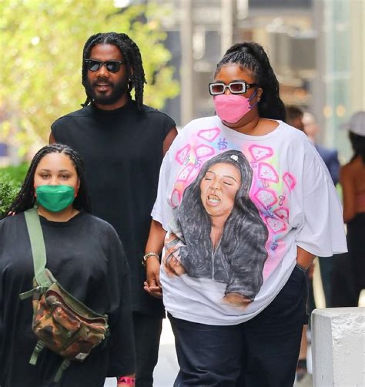 Lizzo & Gucci Mane Are Unapologetic On "Exactly How I Feel"