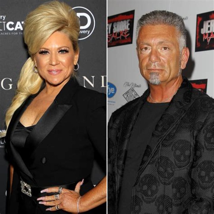 ‘Long Island Medium’ Star Theresa Caputo Is Dating Again 2 Years After Larry Divorce: ‘Everything’s Great’