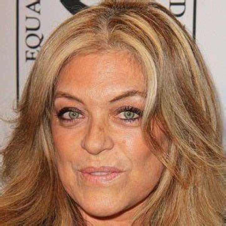 Lydia Cornell (TV Actress) - Age, Birthday, Bio, Facts, Family, Net Worth, Height & More