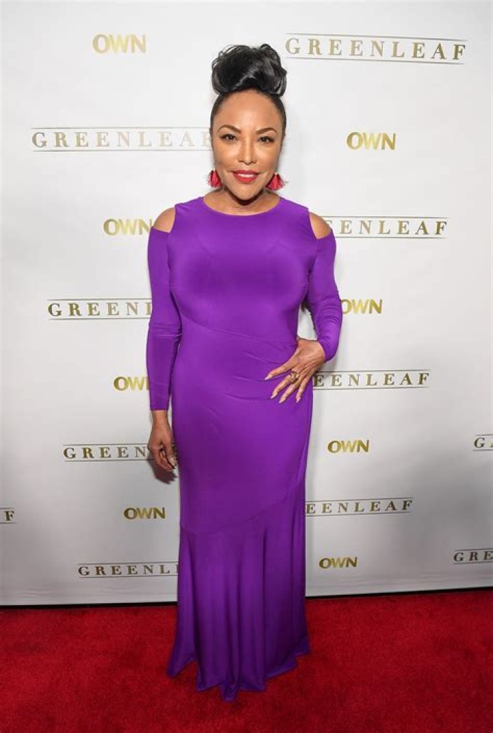 Lynn Whitfield Net Worth, Age. Meet Her Husband 2022.