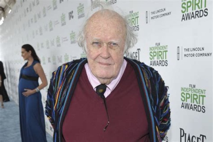 M Emmet Walsh (Movie Actor) - Age, Birthday, Bio, Facts, Family, Net Worth, Height & More