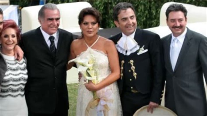 Mara Patricia Castañeda (Journalist) - Age, Birthday, Bio, Facts, Family, Net Worth, Height & More