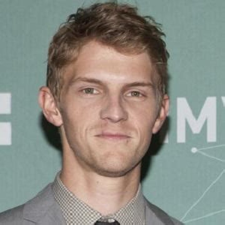 Mark Pontius (Drummer) - Age, Birthday, Bio, Facts, Family, Net Worth, Height & More