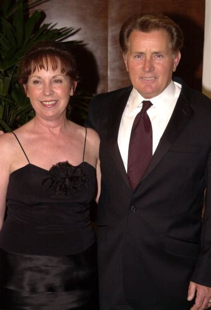 Martin Sheen Biography, Age, Height, Wife, Net Worth, Family