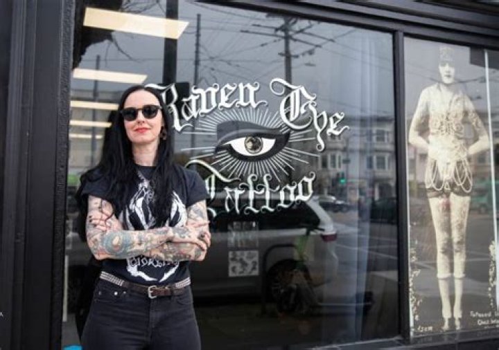 Mary Joy Scott (Tattoo Artist) - Age, Birthday, Bio, Facts, Family, Net Worth, Height & More