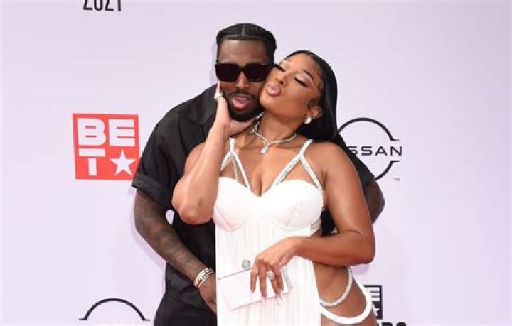 Megan Thee Stallion & DaBaby Boss Up On "Cash Sh*t" At 2019 BET Hip Hop Awards