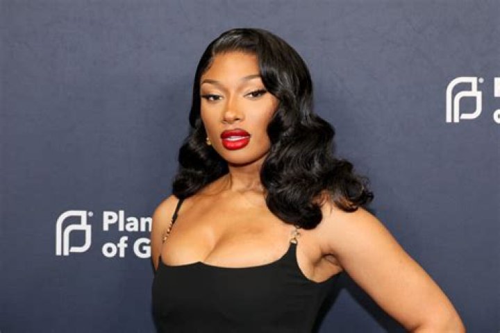 Megan Thee Stallion (Rapper) - Age, Birthday, Bio, Facts, Family, Net Worth, Height & More
