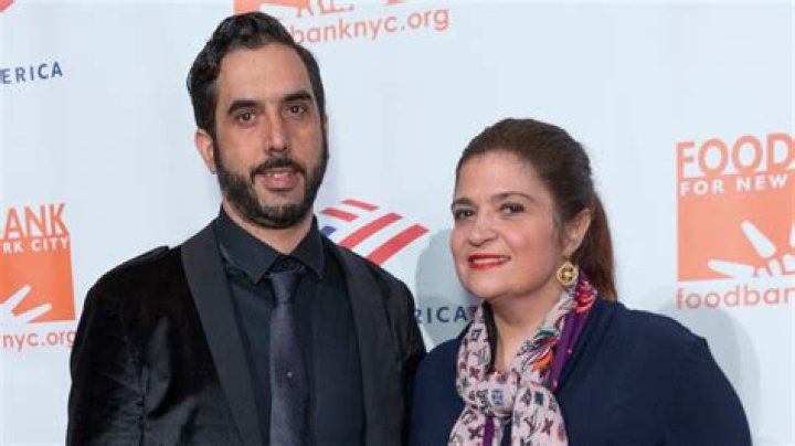 Michael Castellon Age, and Facts about Alex Guarnaschelli Fiance.