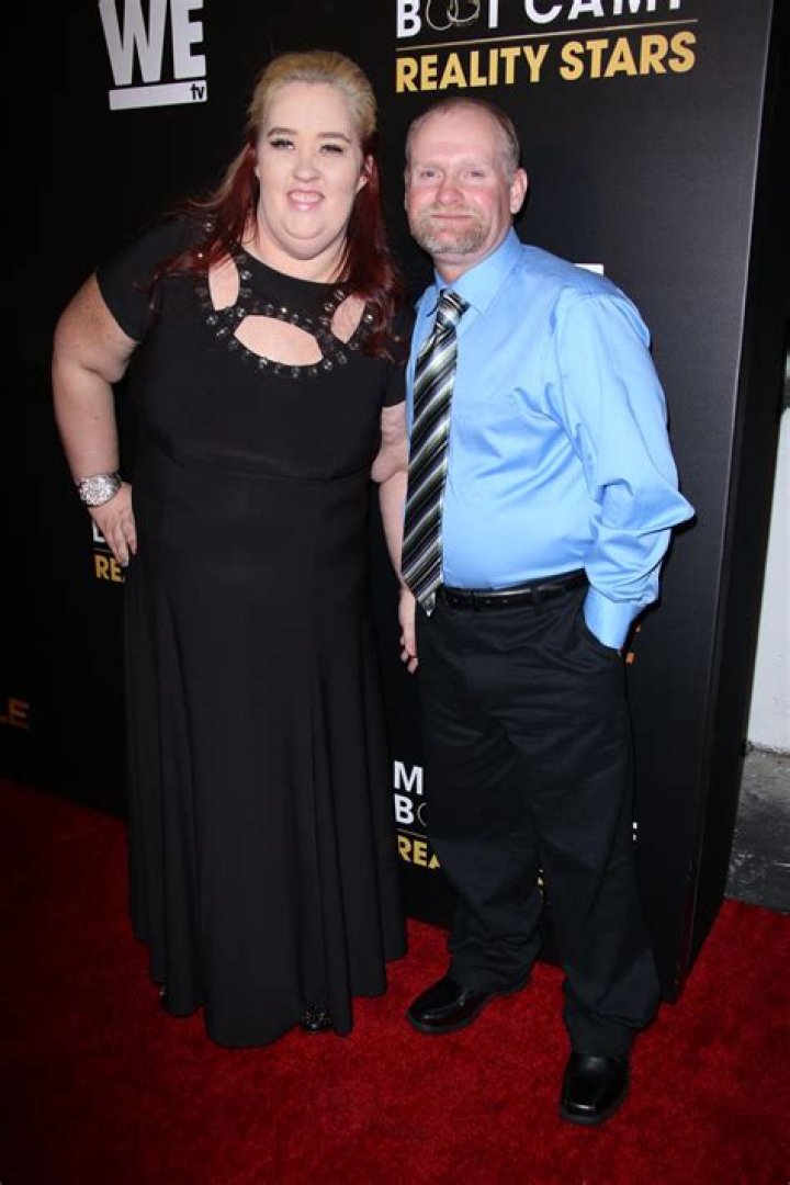 Mike Thompson (Sugar Bear) Bio, Age, Height, Family, Wife & Net Worth