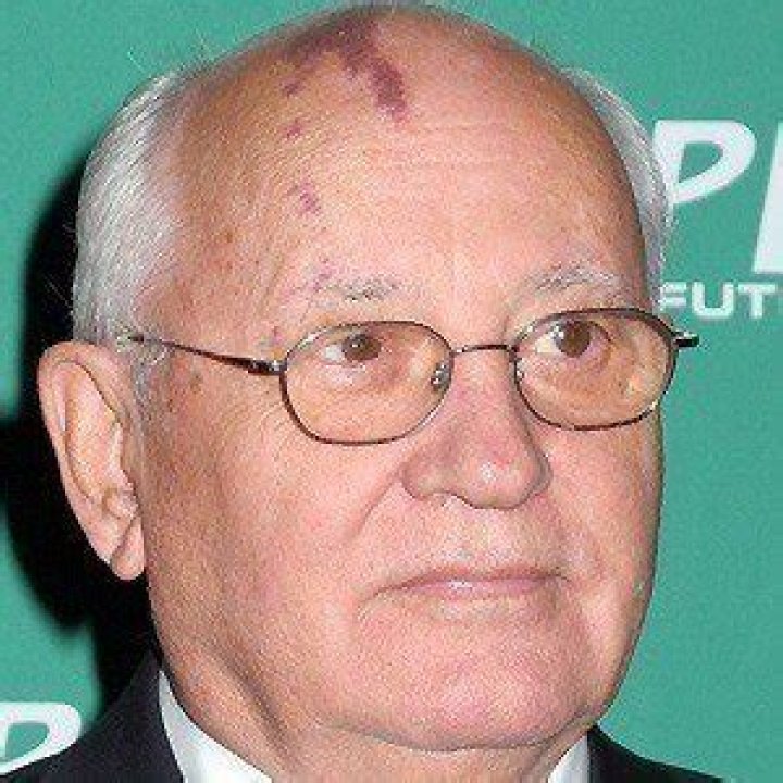 Mikhail Gorbachev (World Leader) - Age, Birthday, Bio, Facts, Family, Net Worth, Height & More