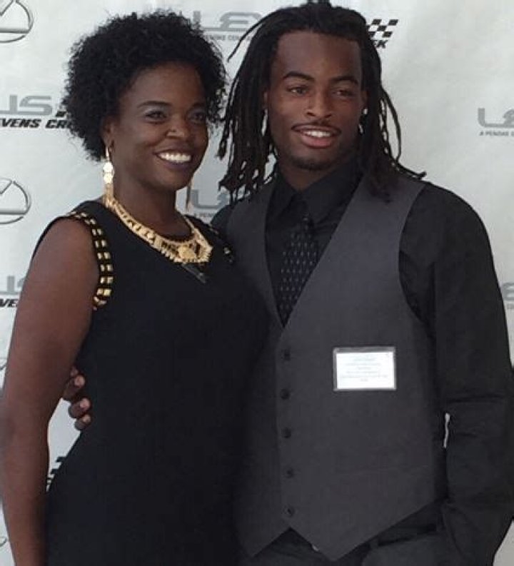 Najee Harris Height, Weight, Age, Biography, Girlfriend, Parents, Wiki, Stats, Records & More