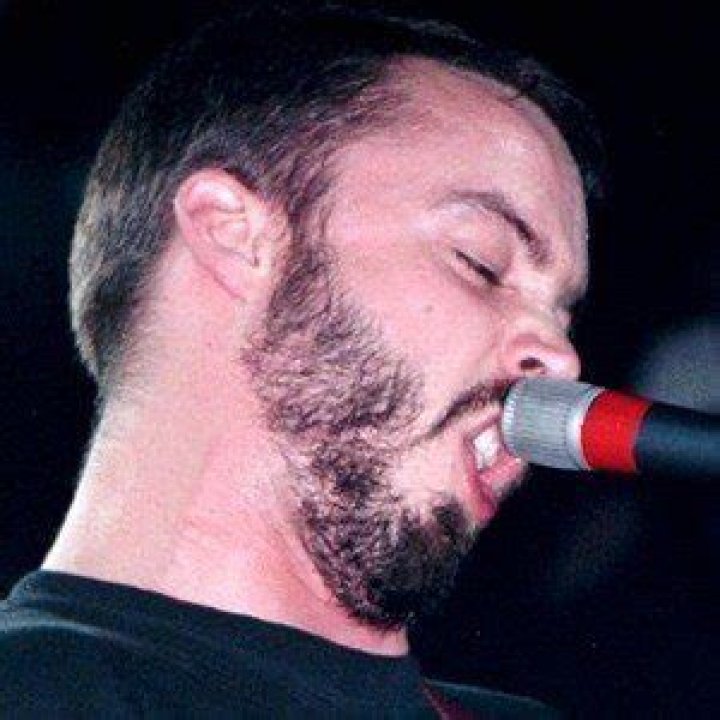 Neil Fallon (Rock Singer) - Age, Birthday, Bio, Facts, Family, Net Worth, Height & More