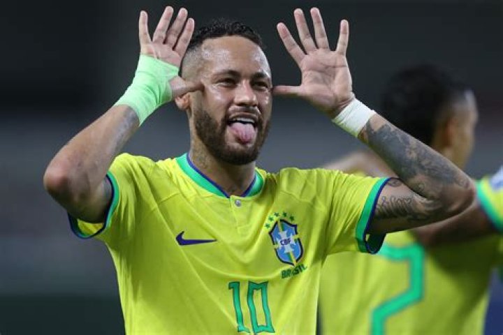 Neymar (Soccer Player) - Age, Birthday, Bio, Facts, Family, Net Worth, Height & More