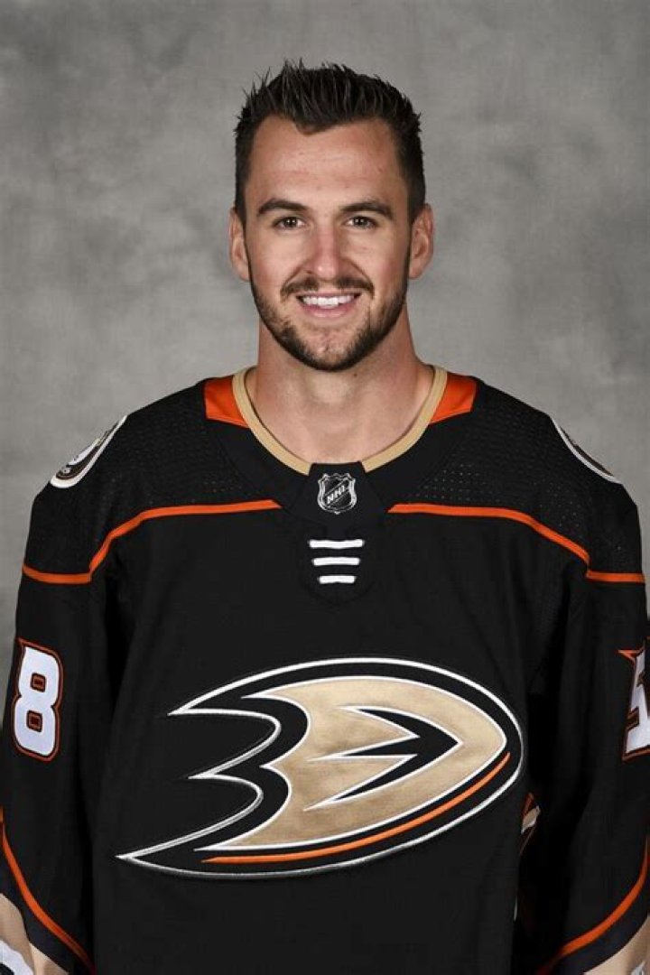 Nic Kerdiles (Hockey Player) - Age, Birthday, Bio, Facts, Family, Net Worth, Height & More