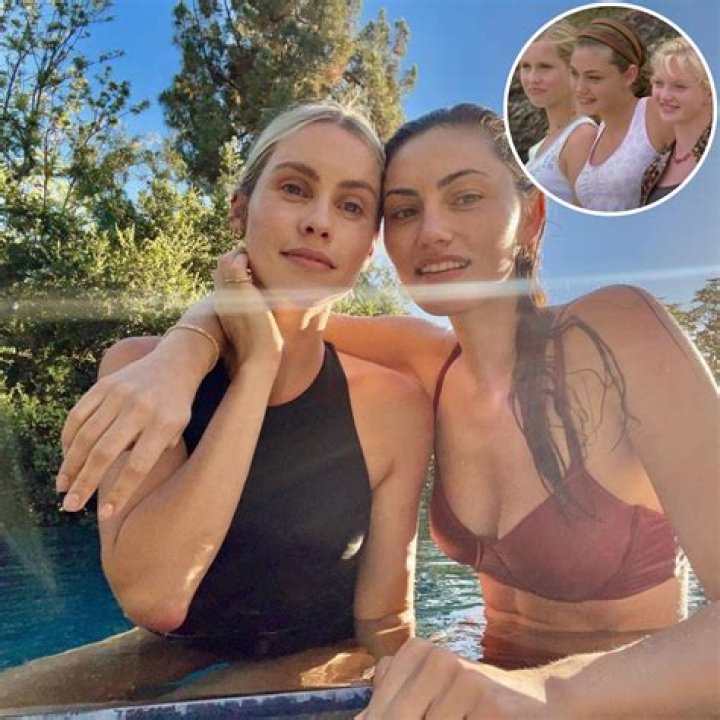 No Ordinary Girls! See the ‘H20: Just Add Water’ Cast’s Beautiful Bikini and Swimsuit Pictures