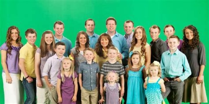 No, the Duggar Family Doesn’t Need a Nanny Because They’ve Got a “Buddy System”