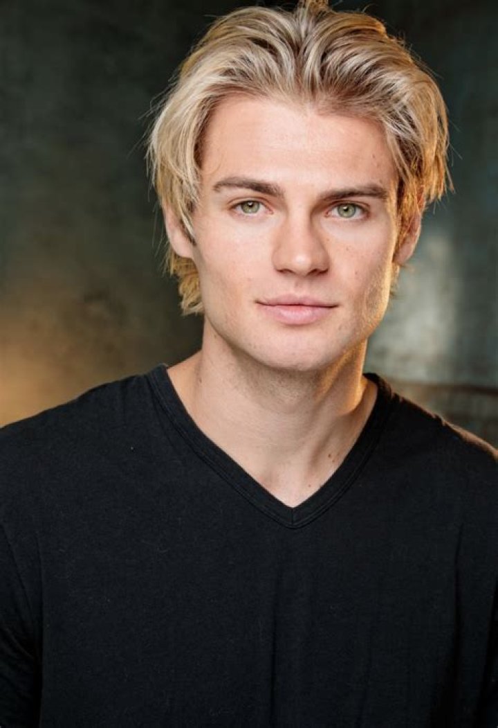 Noah Lalonde: The Rising Star of Modern Music