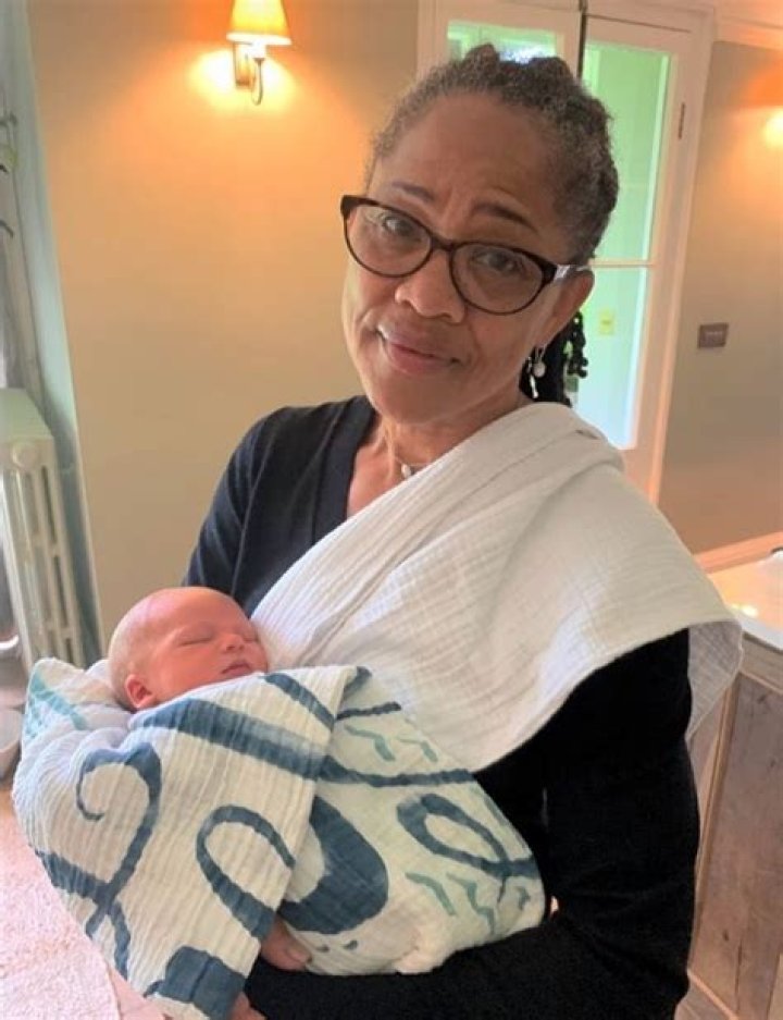 OMGPregnant Meghan Markle to Celebrate a Second Baby Shower With Mom Doria Ragland!