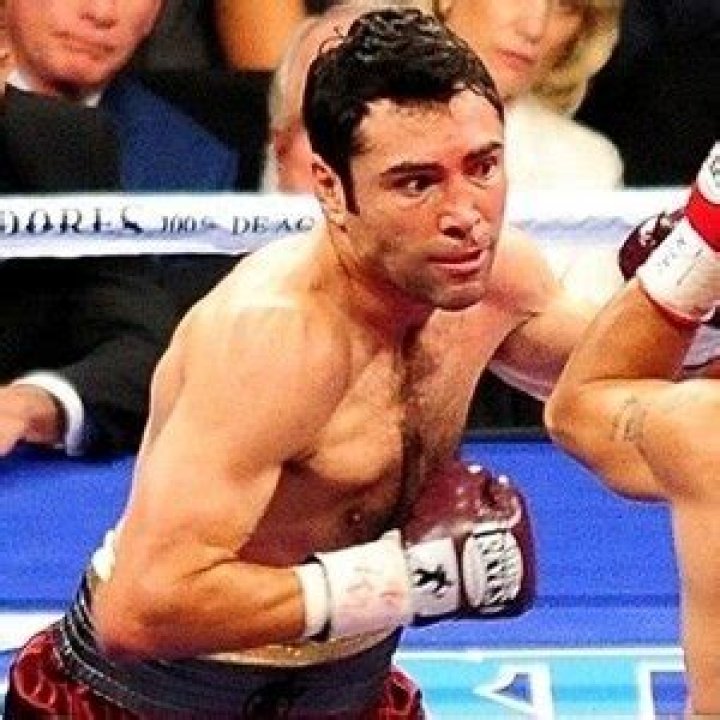 Oscar de la Hoya (Boxer) - Age, Birthday, Bio, Facts, Family, Net Worth, Height & More