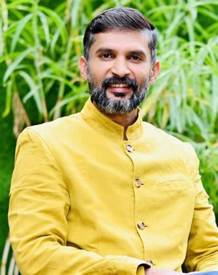 Pankaj Roy (Cricket Player) - Age, Birthday, Bio, Facts, Family, Net Worth, Height & More