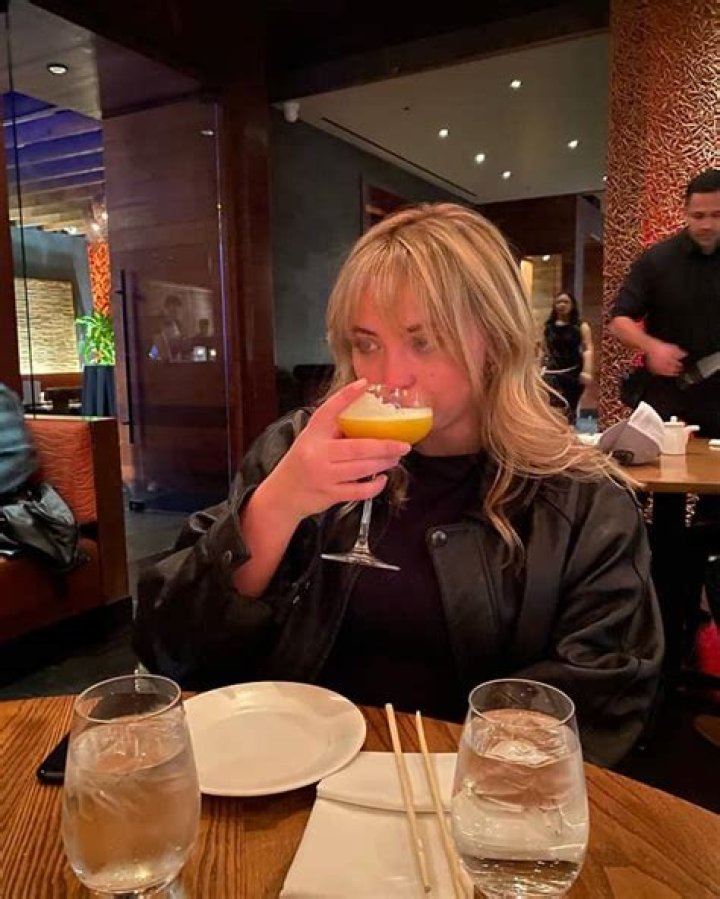 Pearl McKay (TikTok Star) - Age, Birthday, Bio, Facts, Family, Net Worth, Height & More