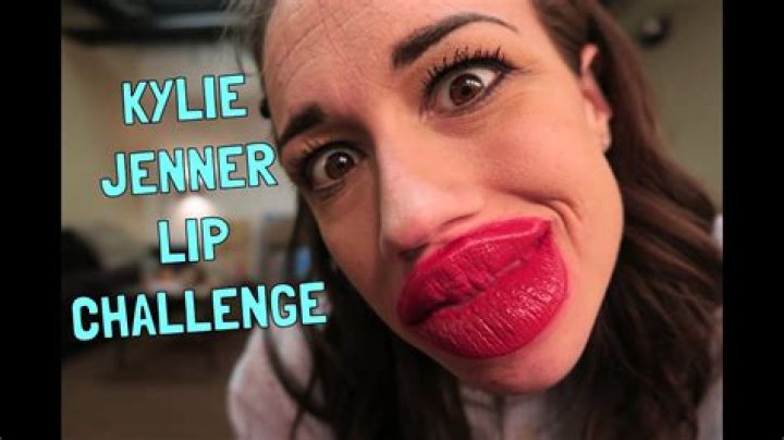 People on the Internet Are Totally Failing at the Kylie Jenner Lip Challenge