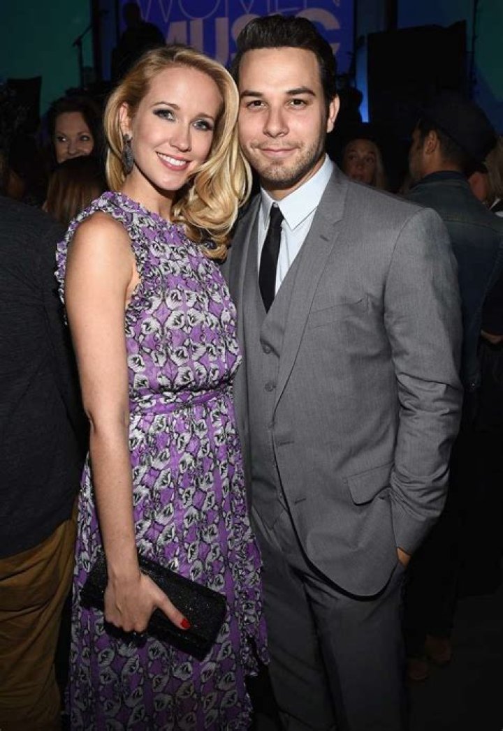 ‘Pitch Perfect’ Stars Anna Camp and Skylar Astin Split After 2 Years of Marriage